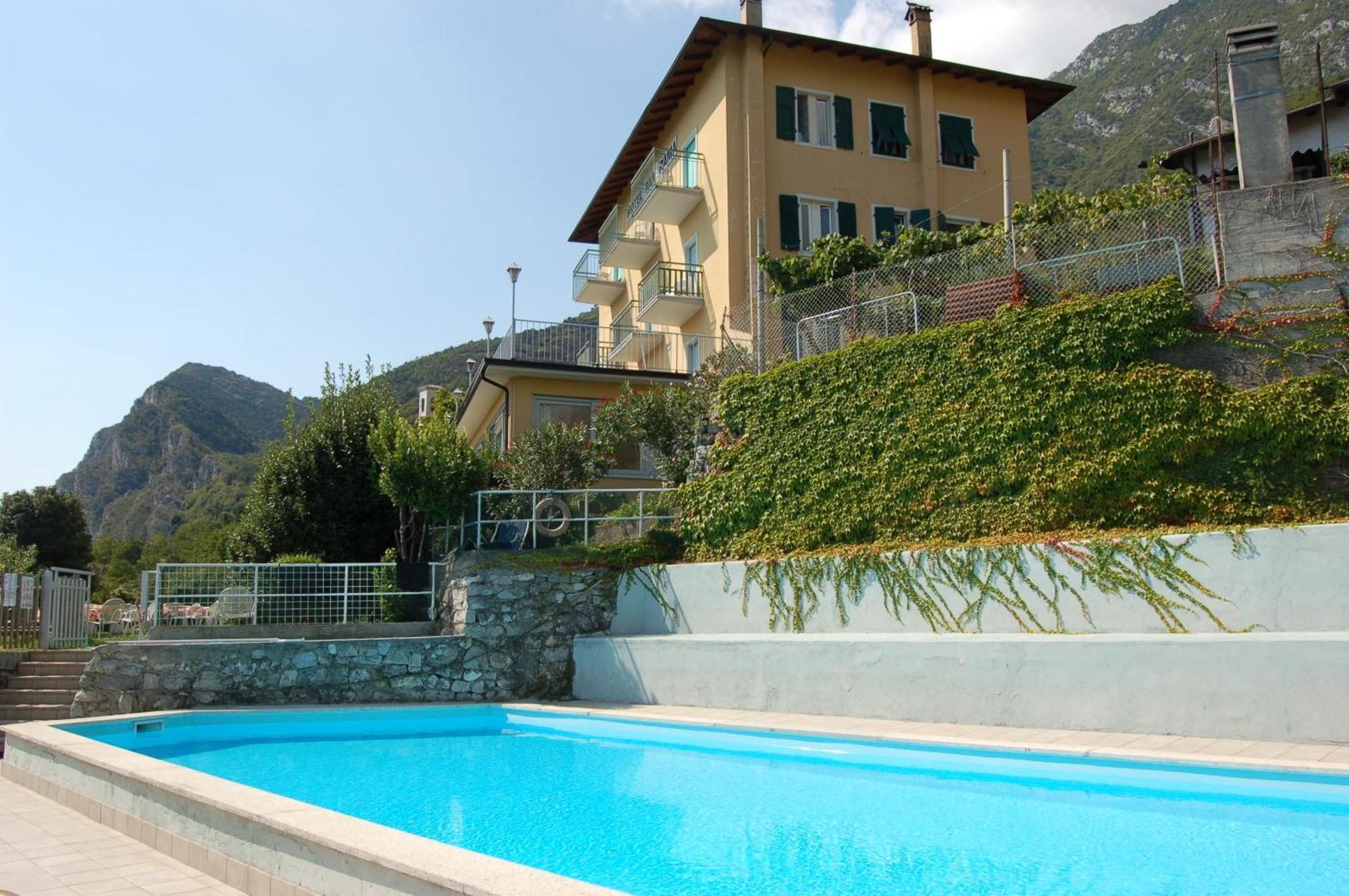 Hotel Panorama Riva del Garda Esterno foto
