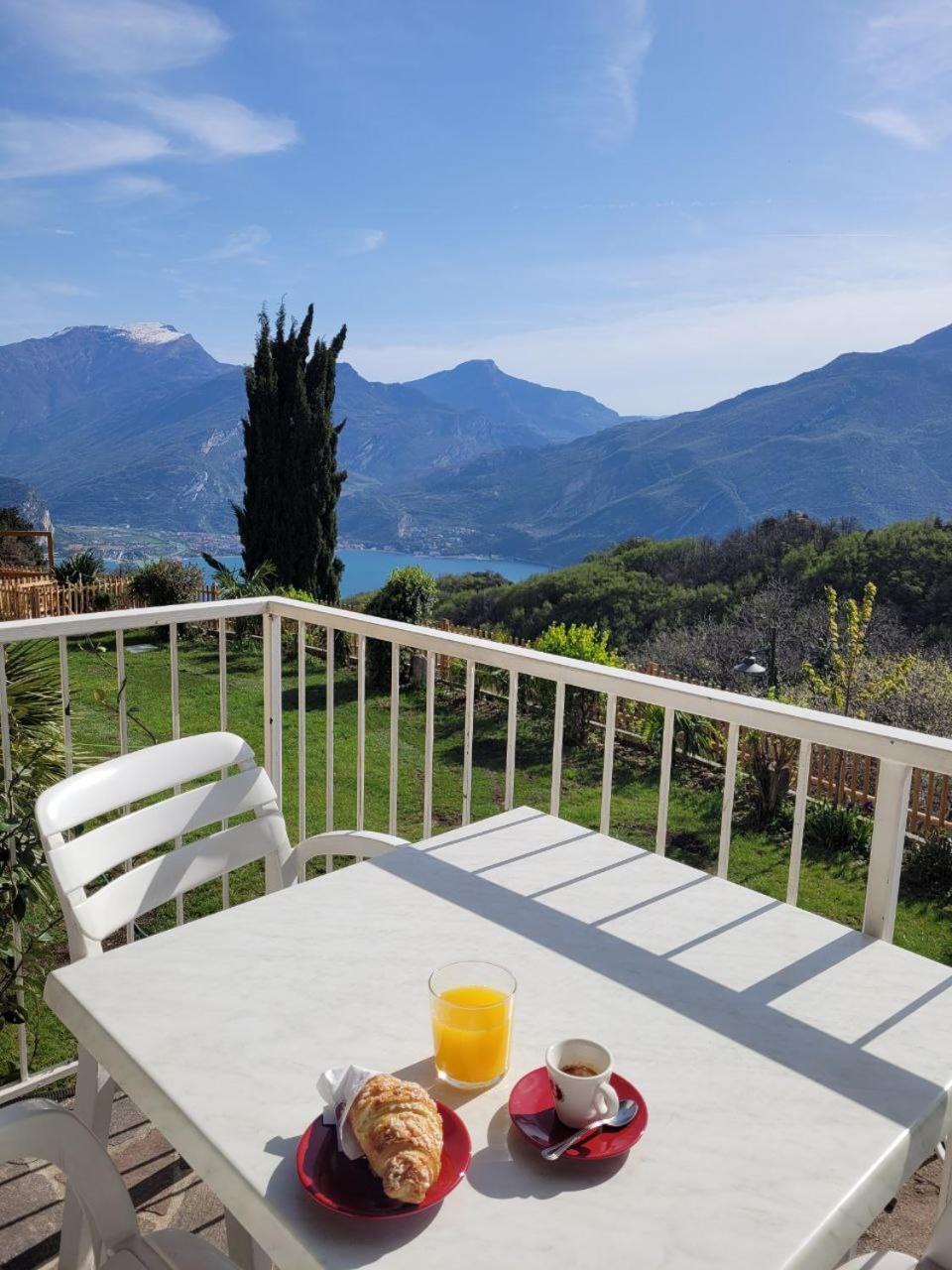 Hotel Panorama Riva del Garda Esterno foto
