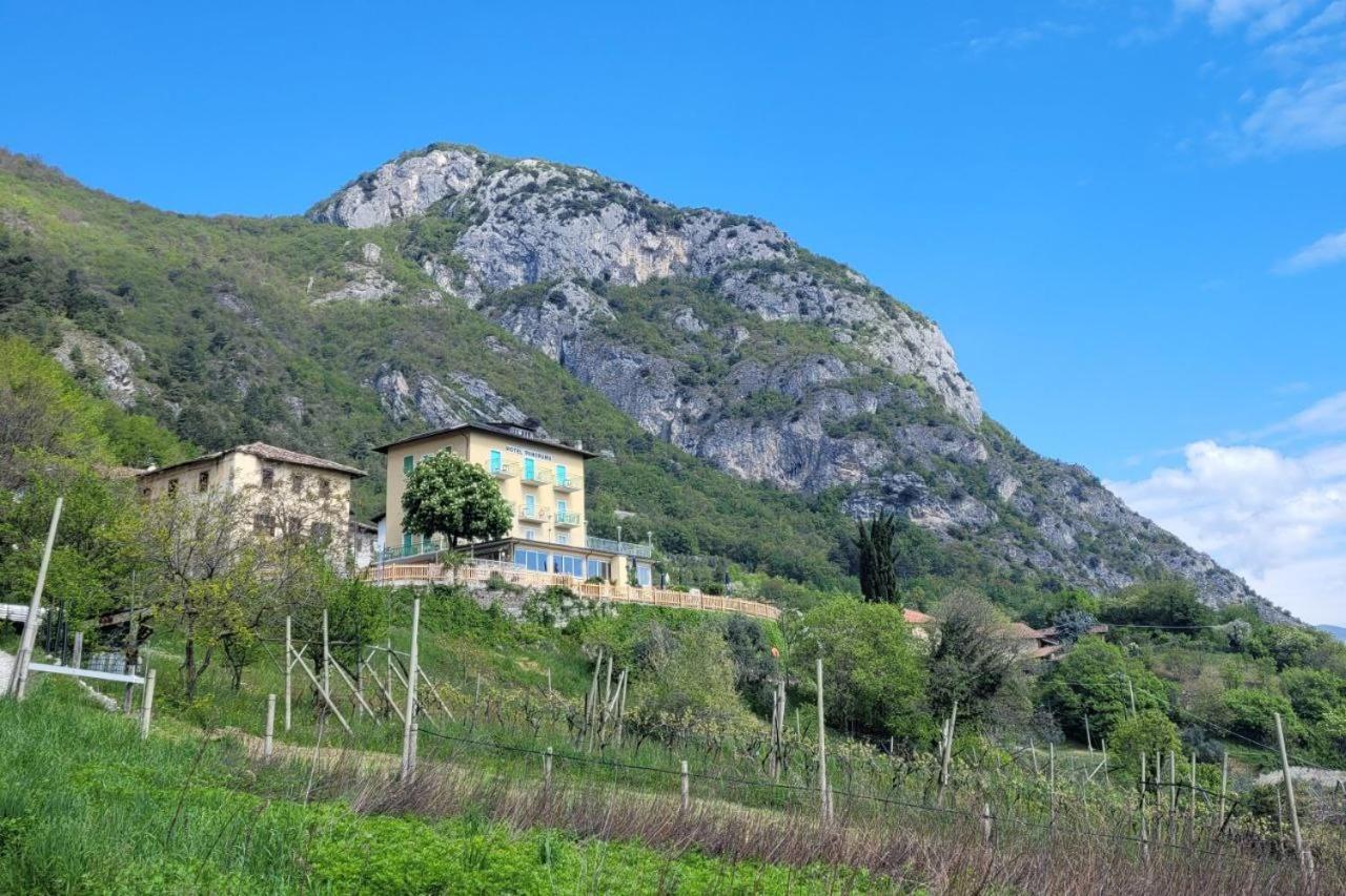 Hotel Panorama Riva del Garda Esterno foto